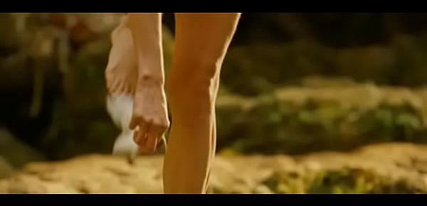  Kiele Sanchez and Milla Jovovich hot In A Perfect Getaway movie NO NUDE
